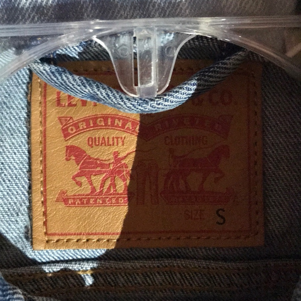 Levi’s Jean Jacket - Picture 2 of 2